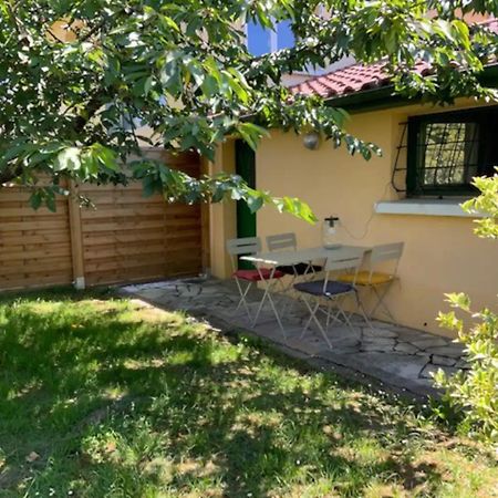 Maisonnette 2 A 4 Pers- Jardin Privatif Cloture- Calme- Stationnement Gratuit- Pau Ouest Billere Kültér fotó