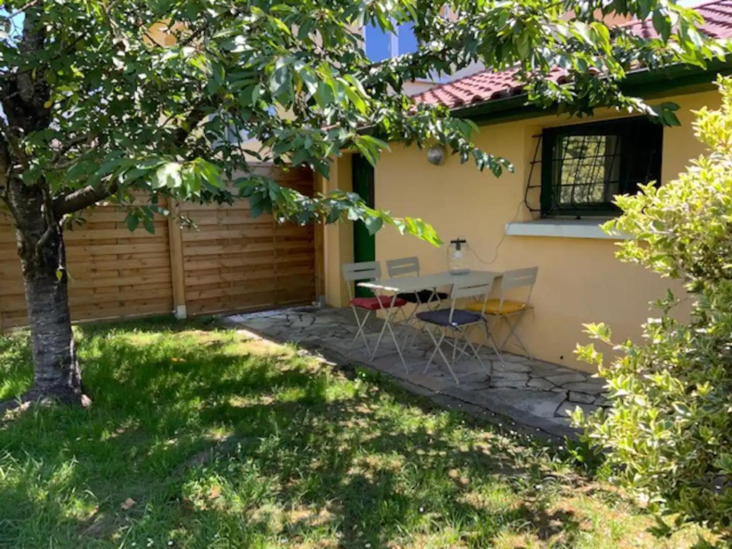 Maisonnette 2 A 4 Pers- Jardin Privatif Cloture- Calme- Stationnement Gratuit- Pau Ouest Billere Kültér fotó