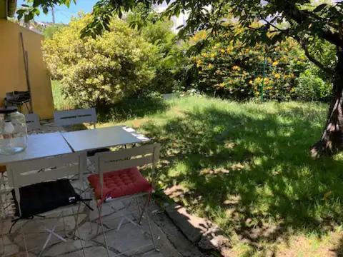 Maisonnette 2 A 4 Pers- Jardin Privatif Cloture- Calme- Stationnement Gratuit- Pau Ouest Billere Kültér fotó